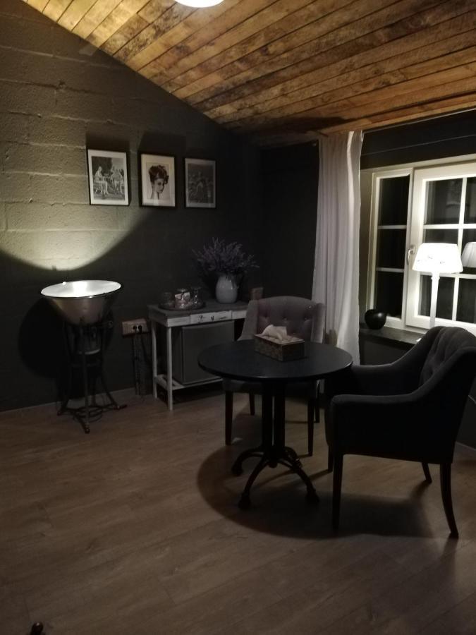 Hotel Le Relais De Chassepierre Esterno foto